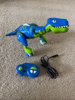 Zoomer Dino Jester